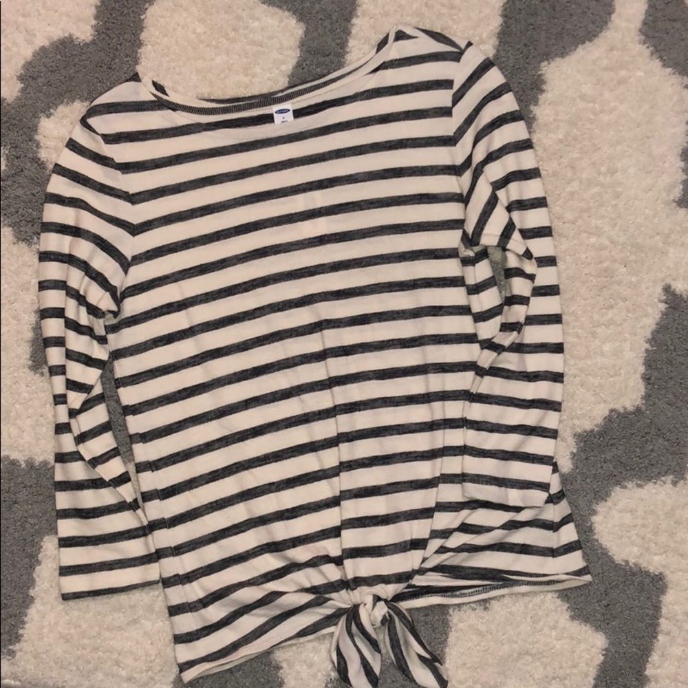Old Navy 3/4 sleeve stripe tie knot shirt